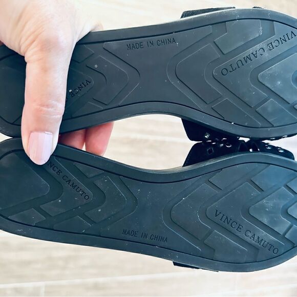 Vince Camuto, Endana suede slide sandals. - Picture 4 of 4